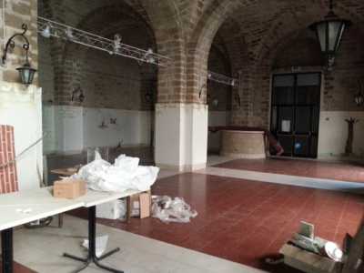 Il primo piano interrato, il cuore della cereria. Qui un tempo si trovava il laboratorio, oggi attivo a Casamassima